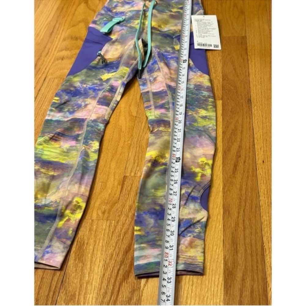 Lululemon Cargo Super-High-Rise Hiking Tight 25" NWT - Picture 5 of 9